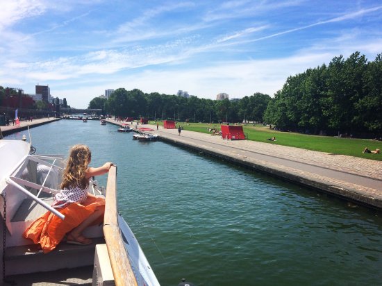 river shuttle this summer Paris Pantin to Bobigny -  canal de l'Ourcq