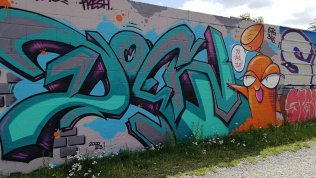 Graffiti  Bobigny canal de l'Ourcq