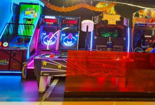 les jeux d'arcades  la Villette - boom boom -Paris (ados, adultes)